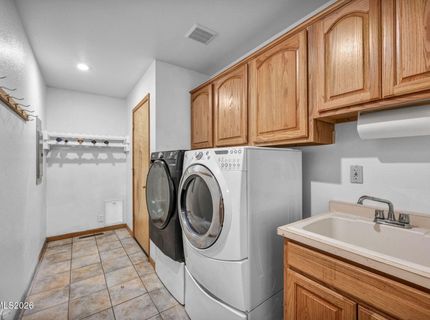 1374 Porter Drive, Minden, NV 89423 Photo