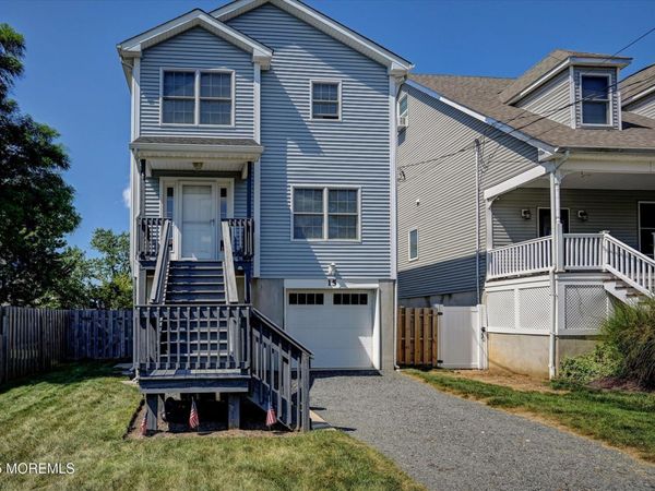 15 Griggs Avenue, Port Monmouth, NJ 07758