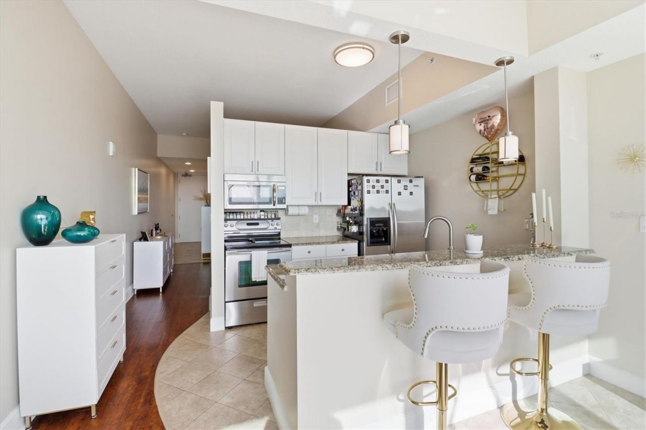 101 S Eola Drive, Unit 1104, Orlando, FL 32801 Photo