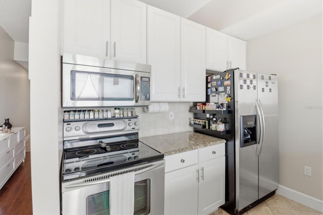 101 S Eola Drive, Unit 1104, Orlando, FL 32801 Photo