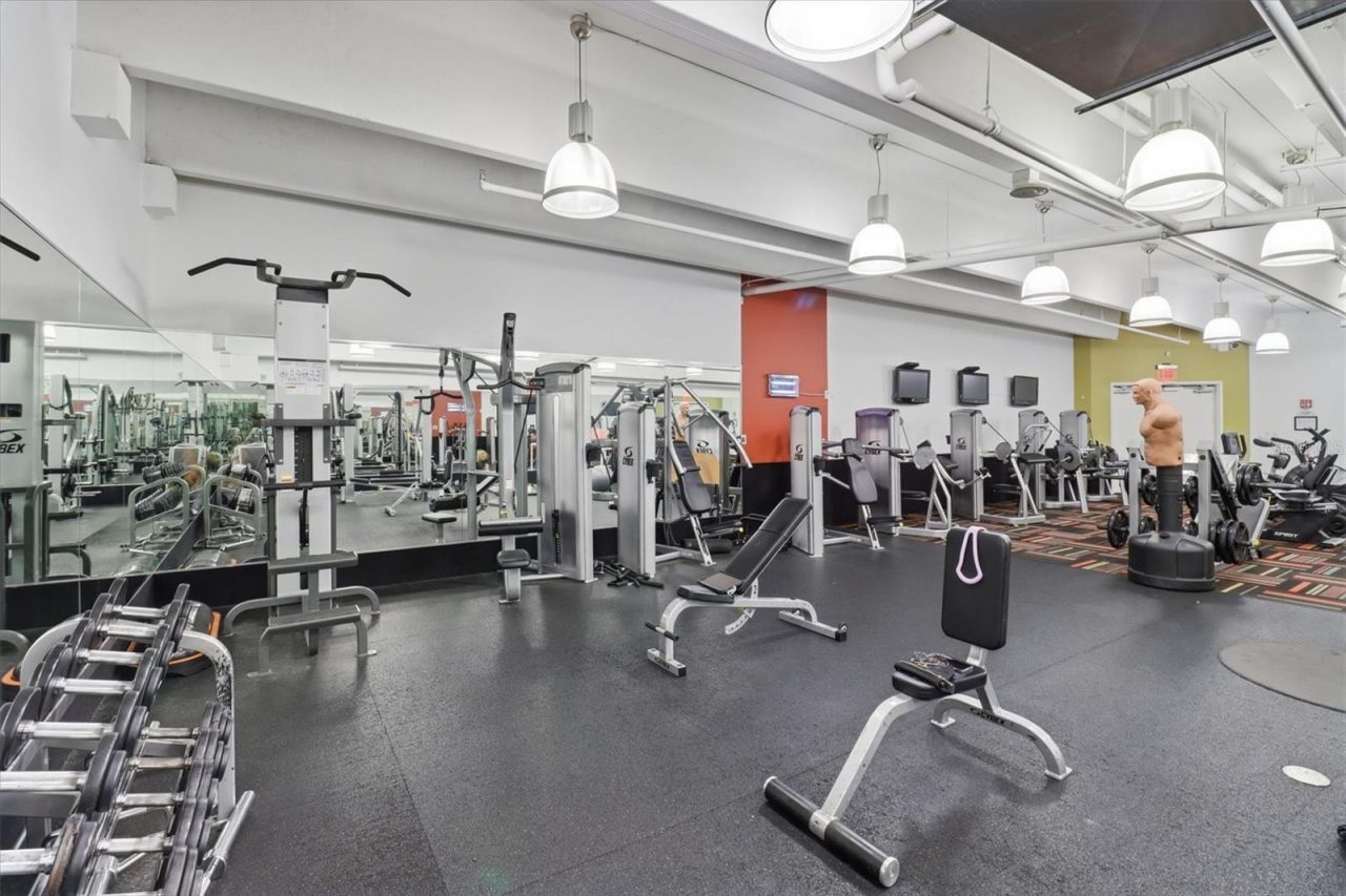 101 S Eola Drive, Unit 1104, Orlando, FL 32801 Photo