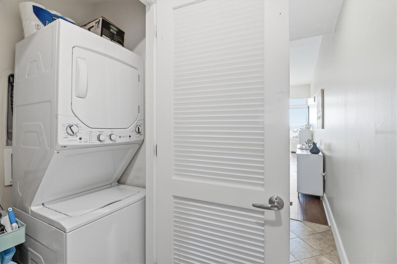 101 S Eola Drive, Unit 1104, Orlando, FL 32801 Photo