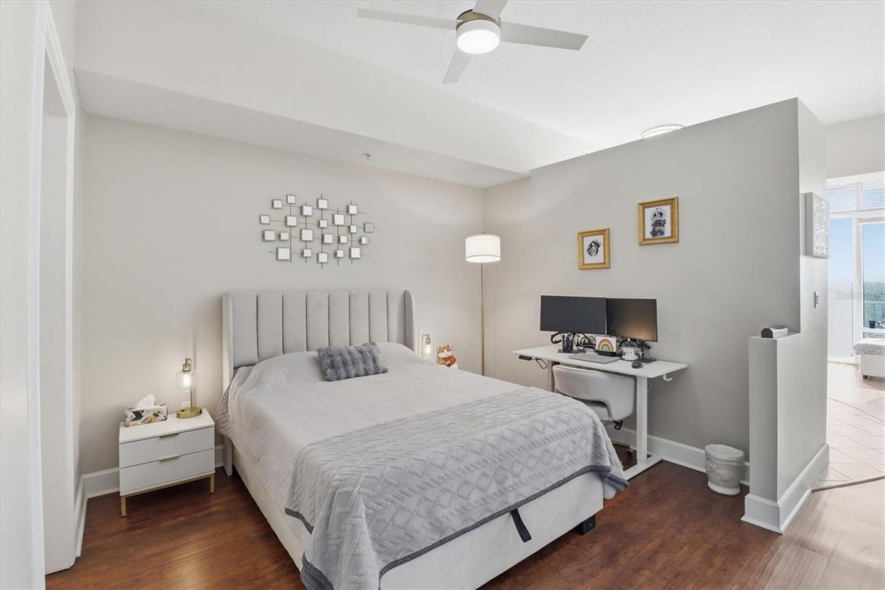 101 S Eola Drive, Unit 1104, Orlando, FL 32801 Photo