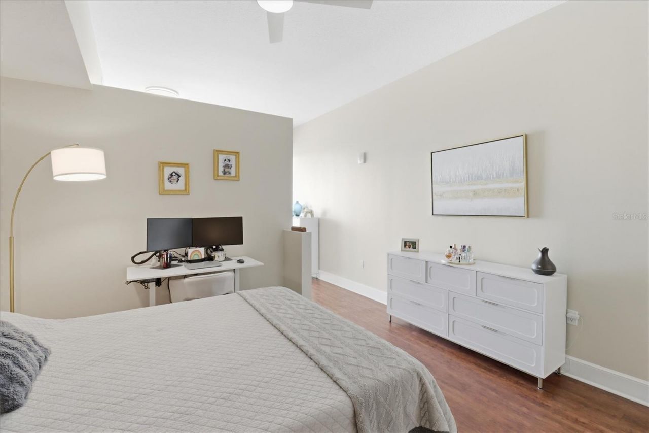 101 S Eola Drive, Unit 1104, Orlando, FL 32801 Photo