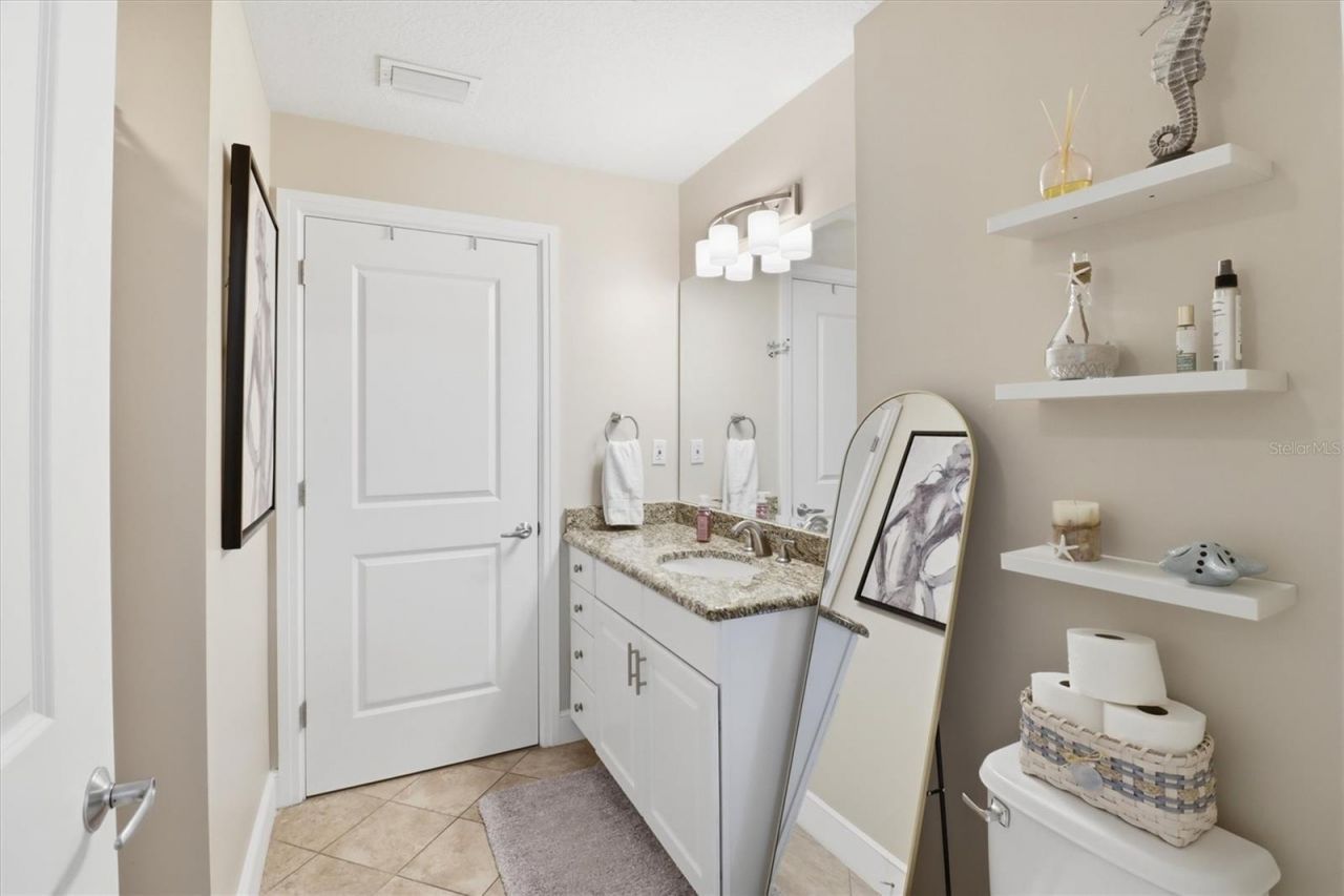 101 S Eola Drive, Unit 1104, Orlando, FL 32801 Photo