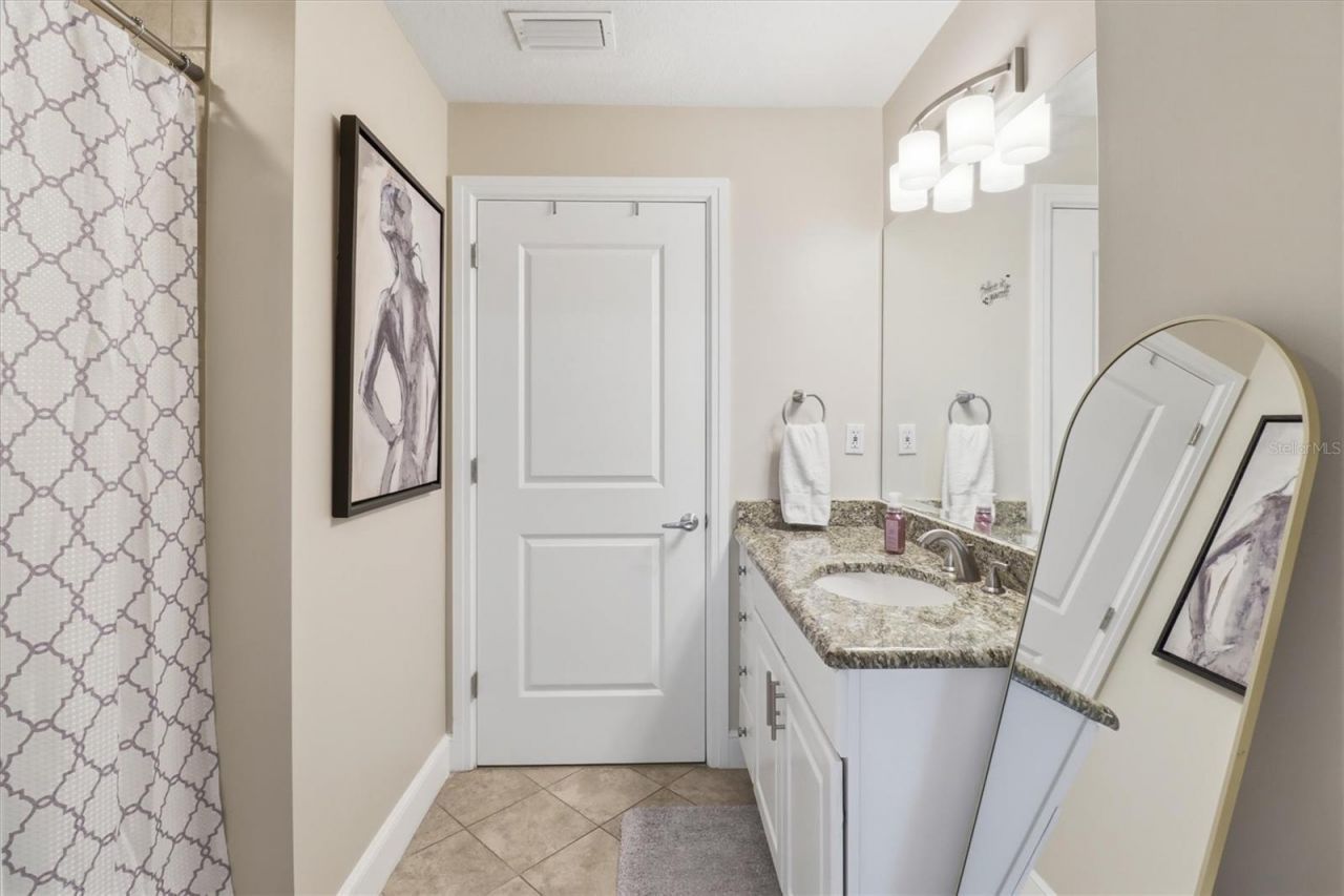 101 S Eola Drive, Unit 1104, Orlando, FL 32801 Photo
