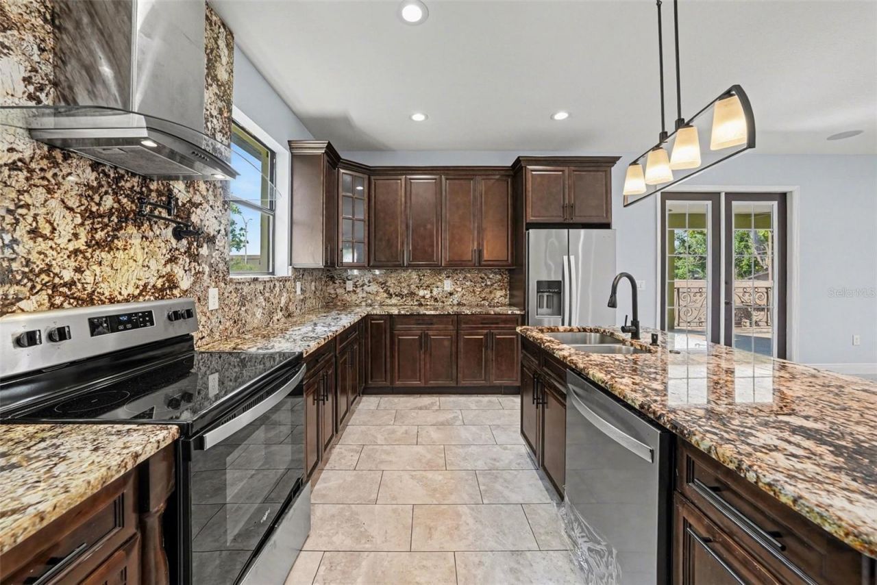 7110 N Taliaferro Avenue, Tampa, FL 33604 Photo