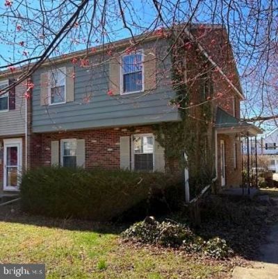 719 Cumberland Avenue, Chambersburg, PA 17201 Main Photo