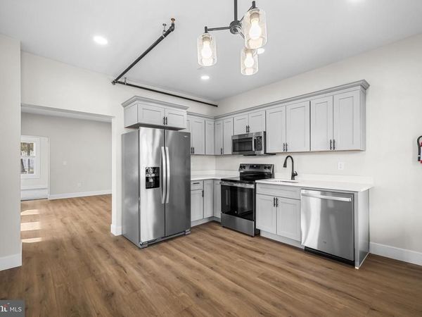 320 W KING ST, Unit 1, EAST BERLIN, PA 17316