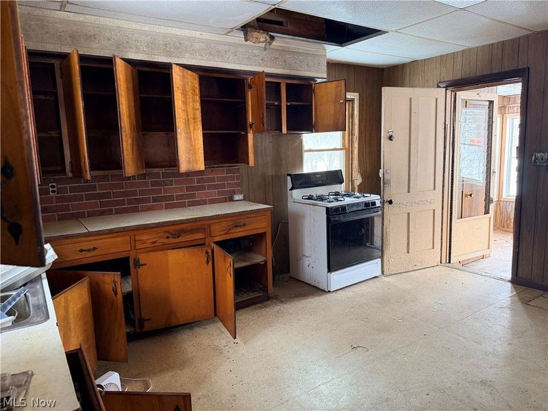 5281 Monroe Center Road, Conneaut, OH 44030 Photo 10