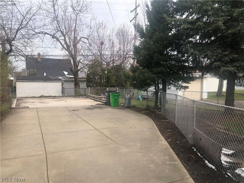 4037 Wilmington Road, South Euclid, OH 44121 Photo 3