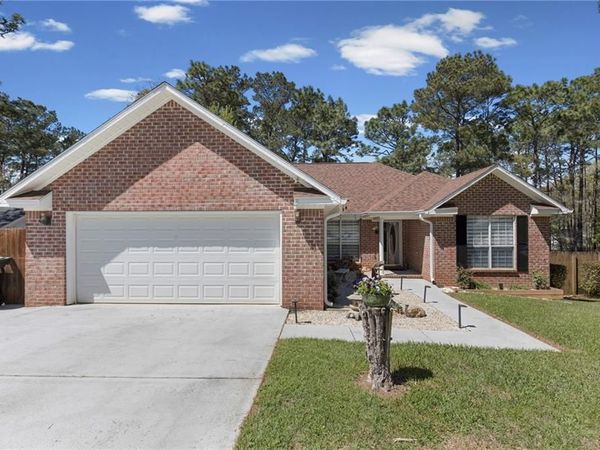 111 Kingswood Drive, Daphne, AL 36526