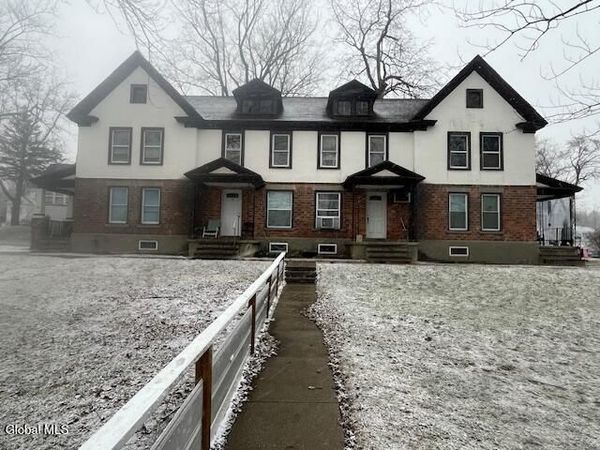 14 Garfield Place, Unit 14-16-18-2, Amsterdam, NY 12010