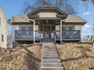 1018 S 35 Avenue, Omaha, NE 68105