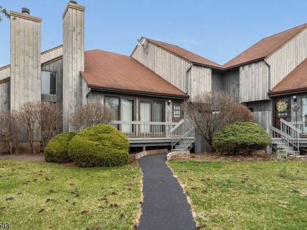 251 Gemini Dr, Hillsborough, NJ 08844