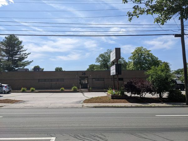 25 S Maple St, Manchester, NH 03103