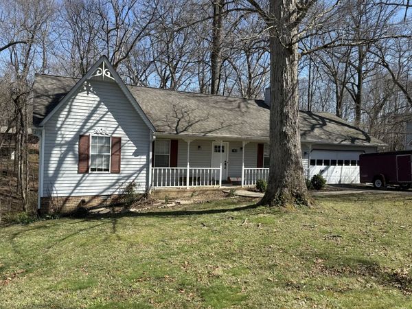 762 Spring Valley Rd , Cookeville, TN 38501