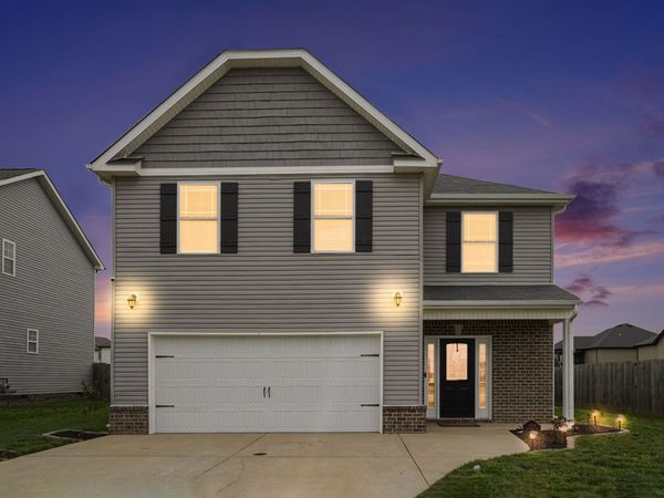 1209 Winterset Dr, Clarksville, TN 37040