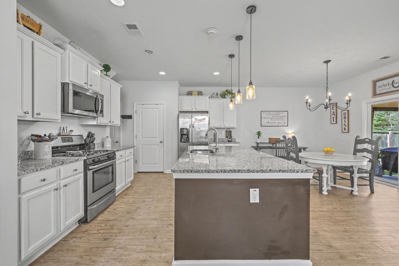 9786 Seed Street Photo 5