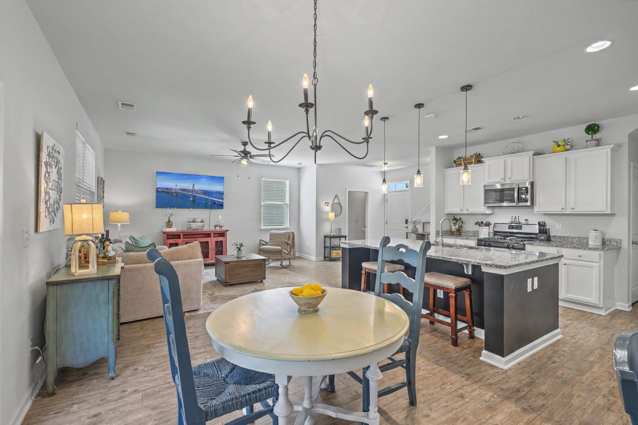 9786 Seed Street Photo 7