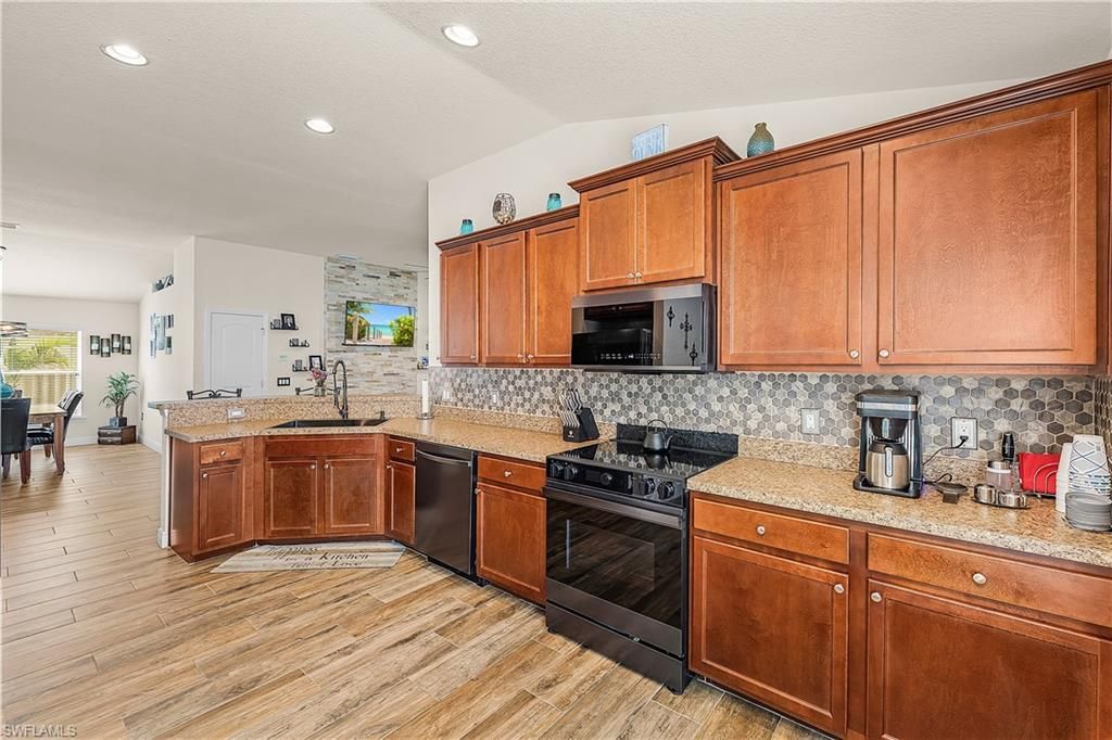 27067 Brook Forest Rd, Punta Gorda, FL 33950 Photo