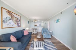 613 Ocean Blvd. S photo 4