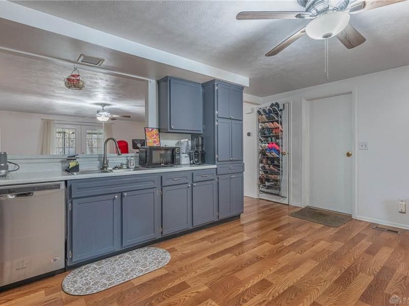 5341 Pathview Drive, Huber Heights, OH 45424 Photo 10