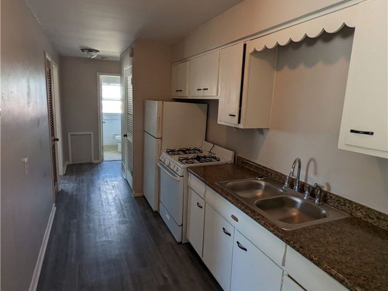 4230 Ridge Road , Brooklyn, OH 44144 Photo 22