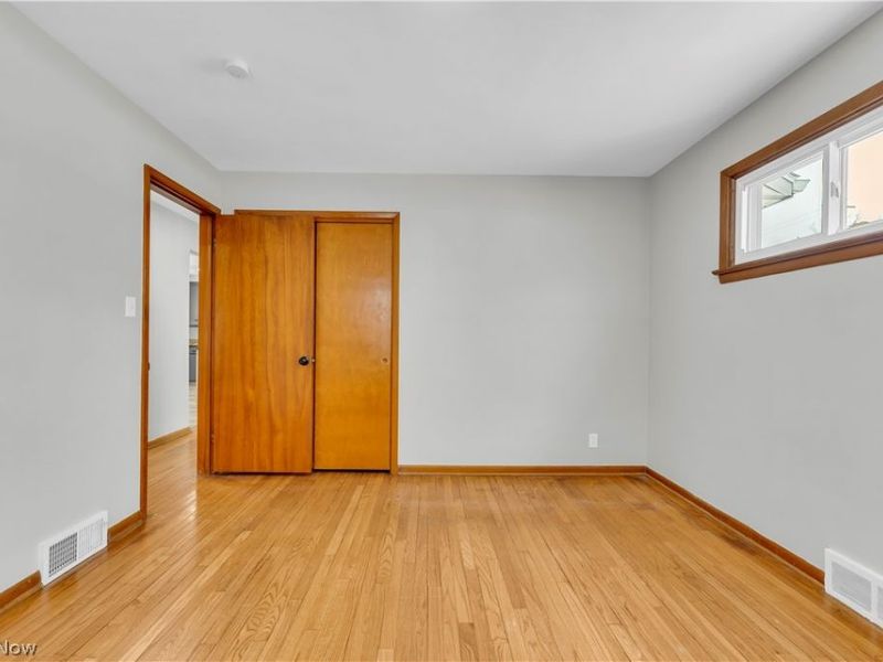 24000 Devoe Avenue , Euclid, OH 44123 Photo 14