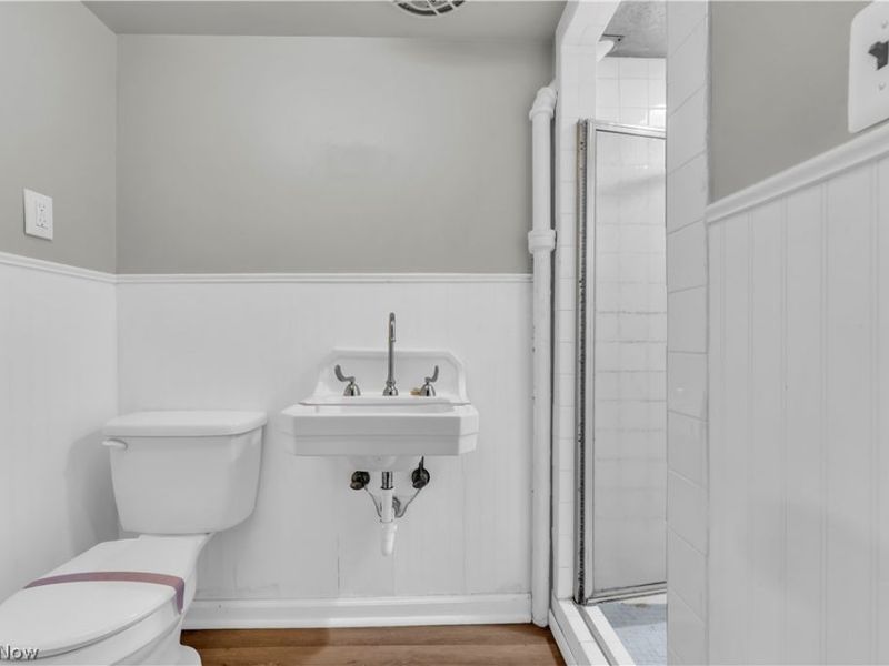 24000 Devoe Avenue , Euclid, OH 44123 Photo 24