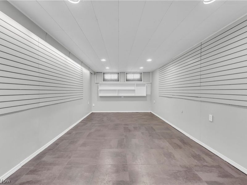 24000 Devoe Avenue , Euclid, OH 44123 Photo 25