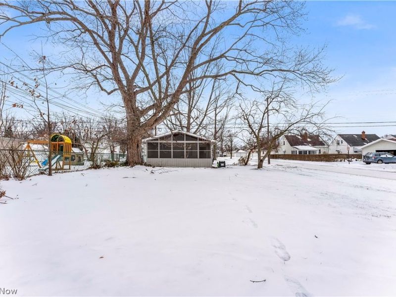 24000 Devoe Avenue , Euclid, OH 44123 Photo 29