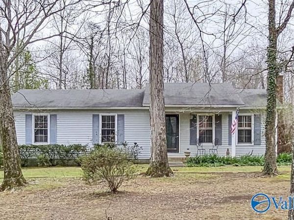 16442 Blackburn Lane, Athens, AL 35611