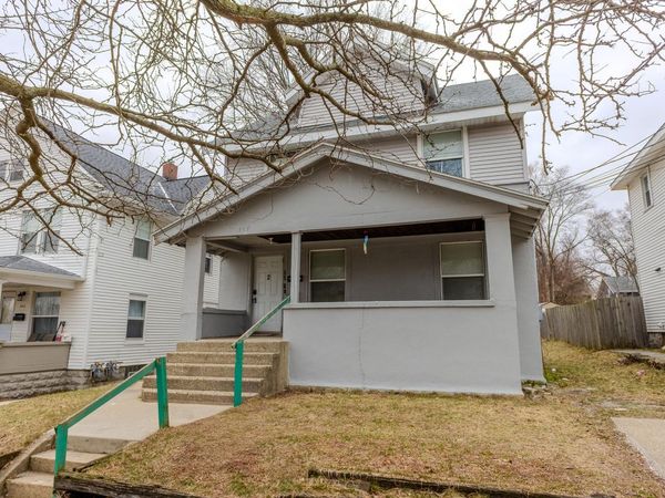 457 Howard Street SE, Grand Rapids, MI 49507