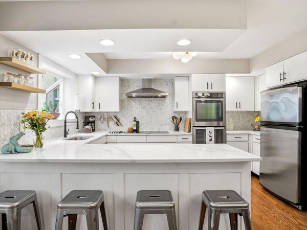 2726 Humboldt Avenue S, Unit B, Minneapolis, MN 55408