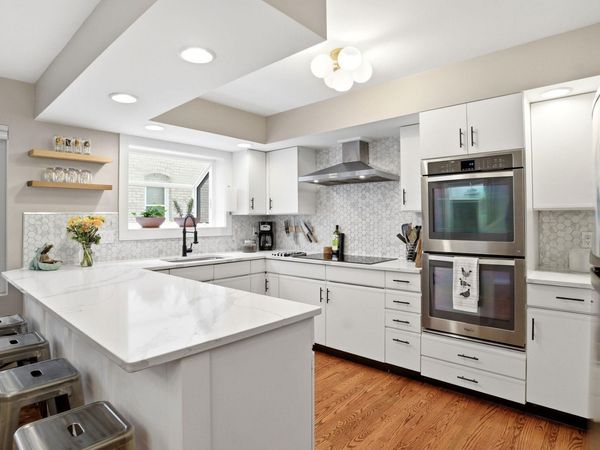 2726 Humboldt Avenue S, Unit B, Minneapolis, MN 55408