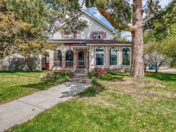 4450 38th Avenue N, Robbinsdale, MN 55422