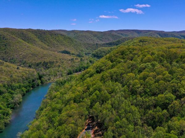 Deeter Ridge Rd, Frankford, WV 24938