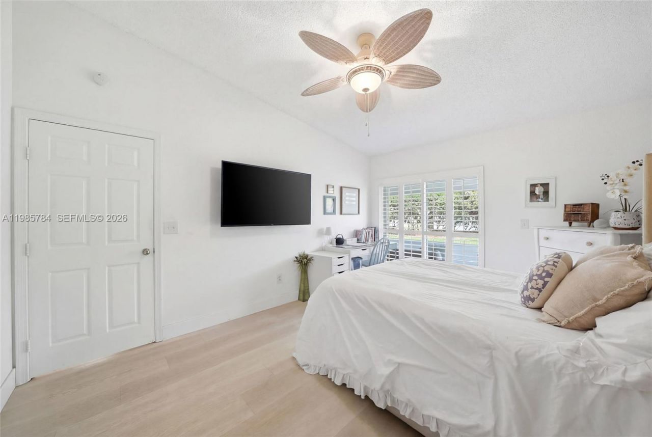 677 SE 22nd Dr, Homestead, FL 33033 Photo