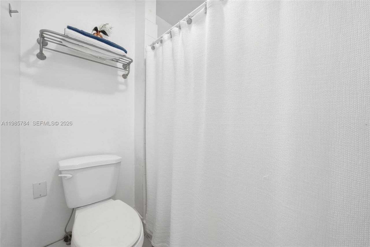 677 SE 22nd Dr, Homestead, FL 33033 Photo