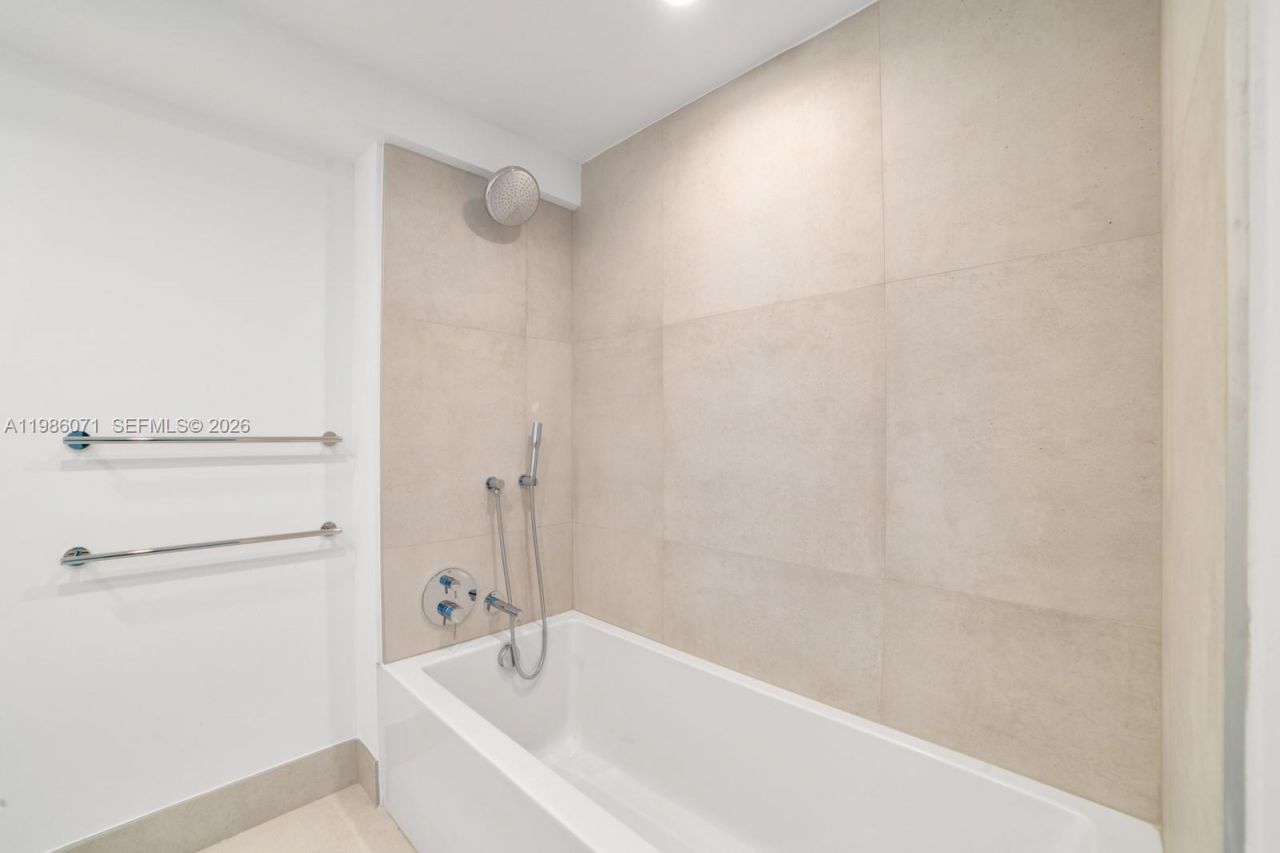 9221 E Bay Harbor Drive , Unit 610, Bay Harbor Islands, FL 33154 Photo