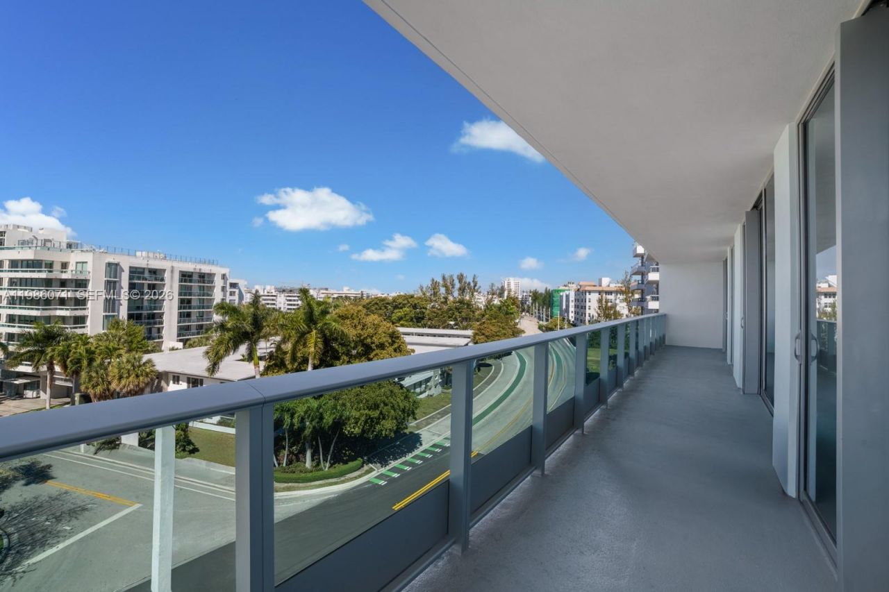 9221 E Bay Harbor Drive , Unit 610, Bay Harbor Islands, FL 33154 Photo