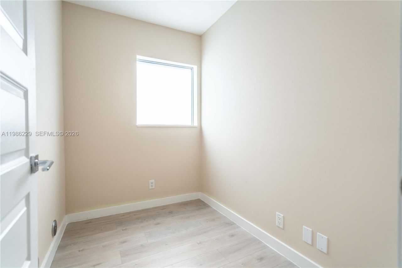 2400 NE 26th St, Unit 1, Fort Lauderdale, FL 33305 Photo