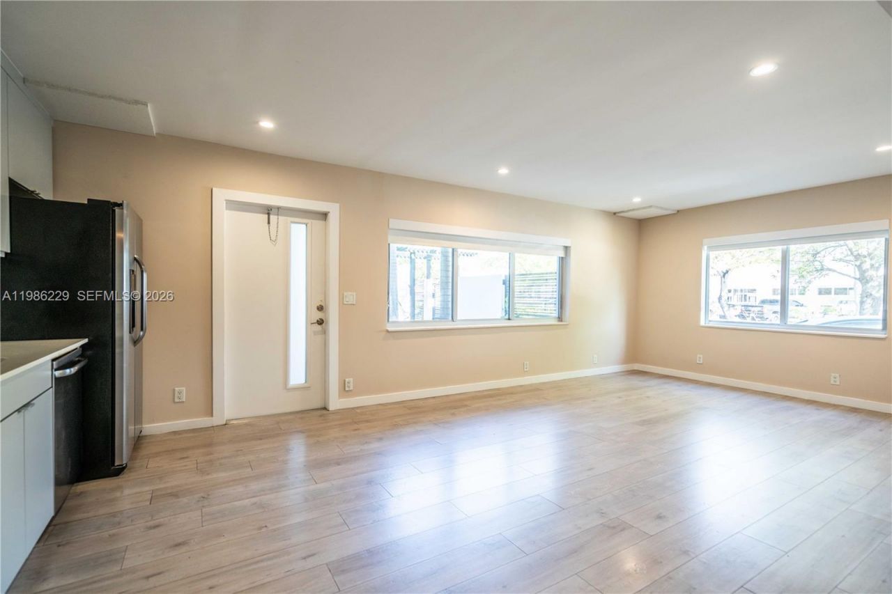 2400 NE 26th St, Unit 1, Fort Lauderdale, FL 33305 Photo