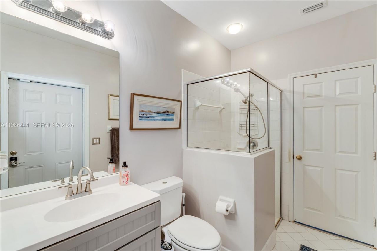 2126 NE 38th Rd, Homestead, FL 33033 Photo