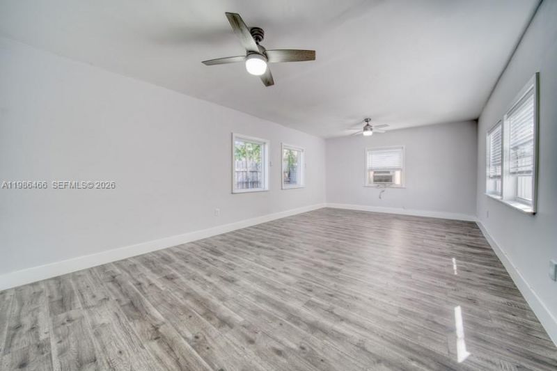 3353 SW 23rd Ter, Unit 3355, Miami, FL 33145 Photo