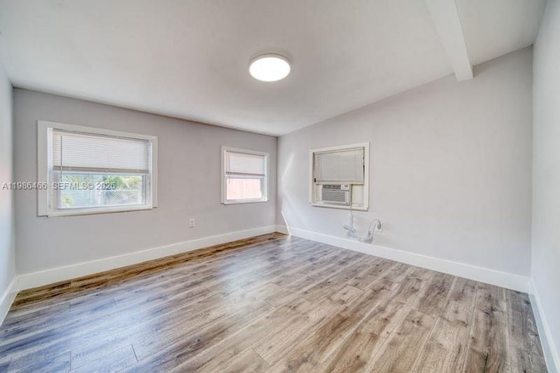 3353 SW 23rd Ter, Unit 3355, Miami, FL 33145 Photo