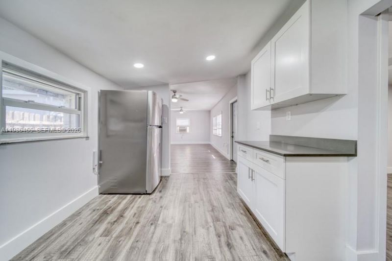 3353 SW 23rd Ter, Unit 3355, Miami, FL 33145 Photo