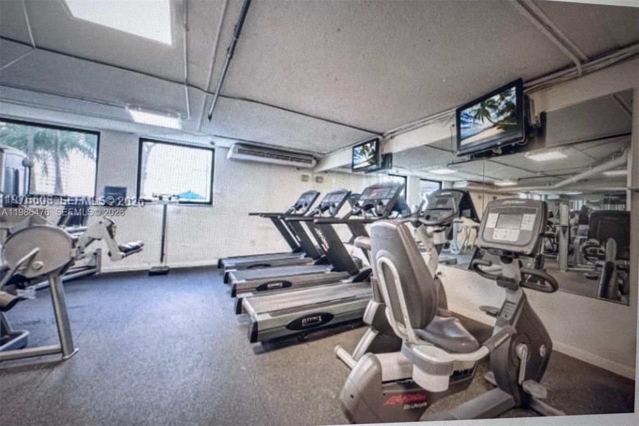 999 Brickell Bay Dr , Unit 1601, Miami, FL 33131 Photo