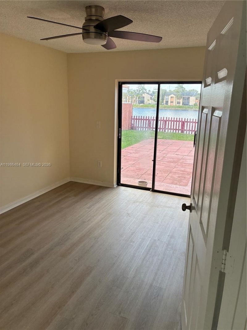 8273 NW 188th Ter, Hialeah, FL 33015 Photo